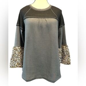 Hayden Girls Gray Floral Sleeve Top